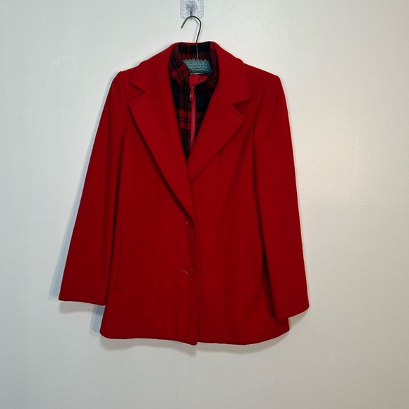 Gently worn child’s red pea coat custom sizing below - Picture 1 of 6